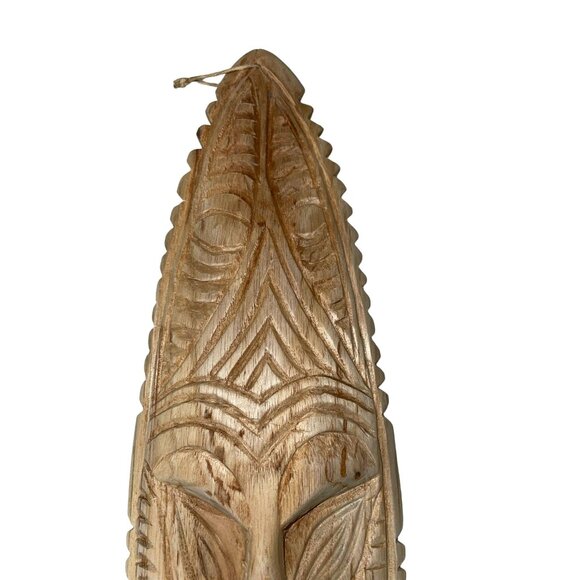 Hand Carved Tribal Wall Mask – Papua New Guinea – 12.5" Tall – Small Ethnic Art - Picture 4 of 16